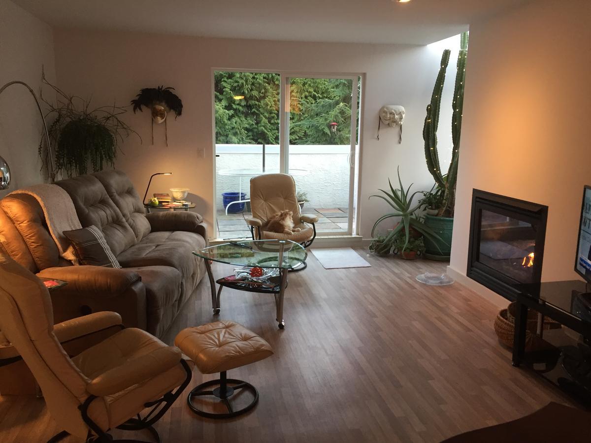 A Room At The Camelia Bed And Breakfast Tsawwassen Exteriör bild